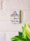 Love lives here | 6x4 inches Magnet/Stick-on