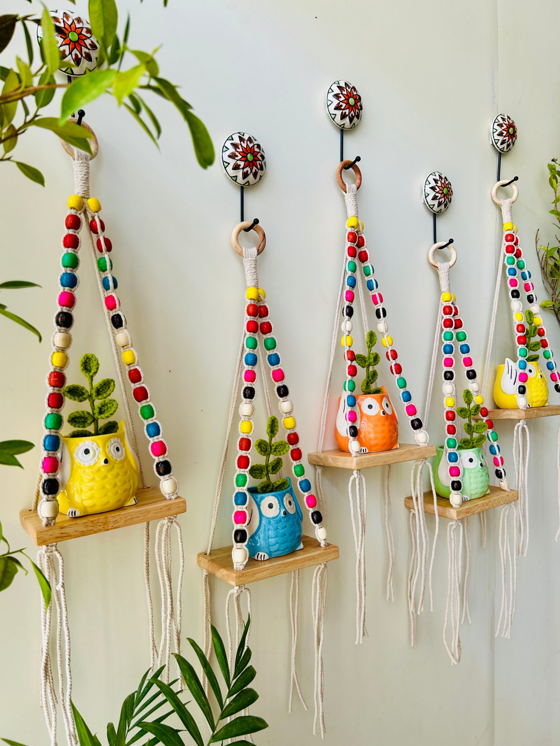 RAINBOW 'KNOT' WALL SHELVES