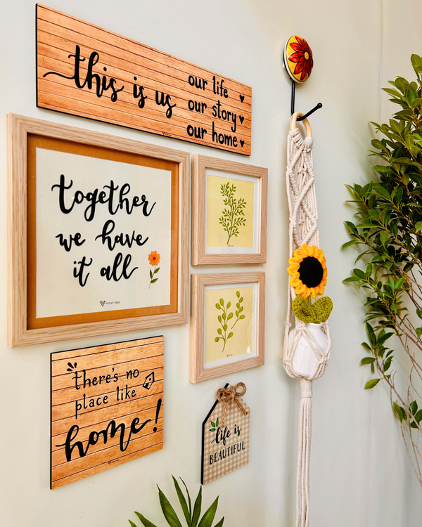 Mac-crochet Collection | Sunflower Home | with a macrame hanger and a crochet sunflower