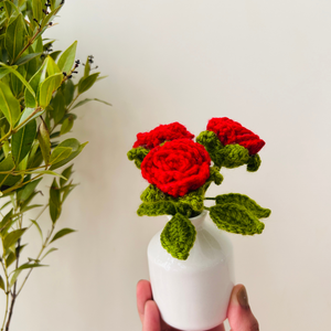 Tiny Rose Nest | Small White Ceramic Bottle Vase with red crochet roses – Miniature Table Decor