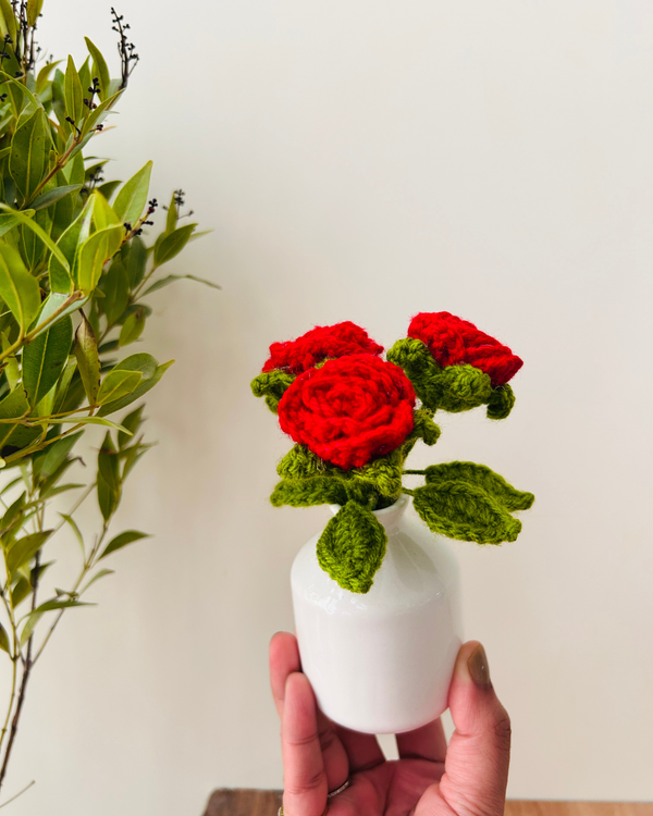 Tiny Rose Nest | Small White Ceramic Bottle Vase with red crochet roses – Miniature Table Decor