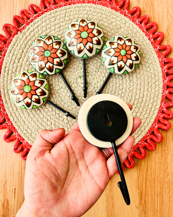 WHITE PETAL- Big ceramic hooks