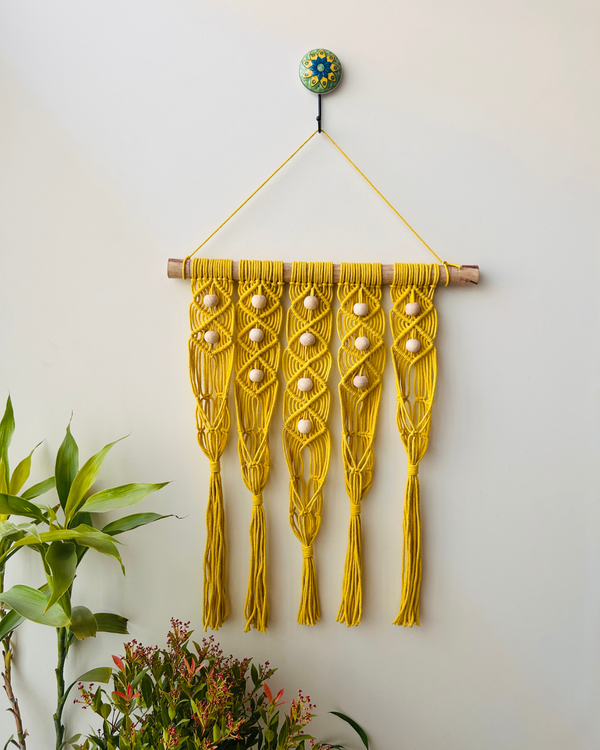 Mac-crochet Collection | Handmade White Daisy Macrame Wall Hanging with hand knitted crochet flowers and ceramic white bottle vases