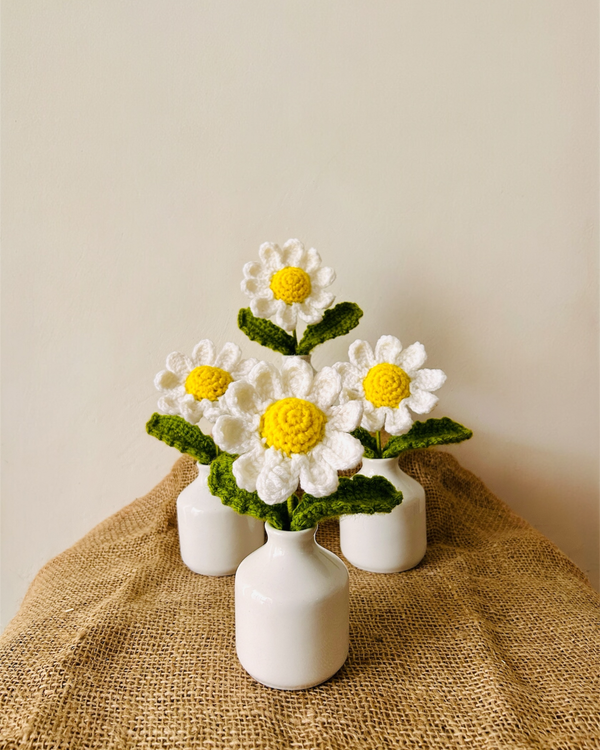 Small White Ceramic Bottle Vase with Crochet Daisy Flower – Miniature Table Decor
