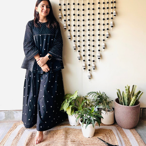 TWILIGHT — A Beaded Bell Drape