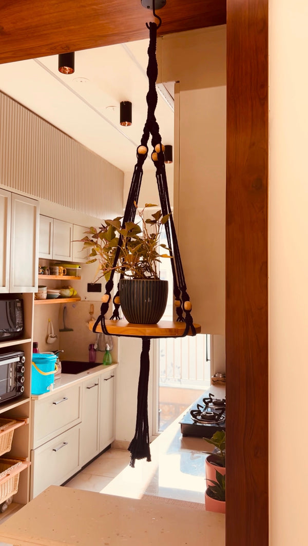 Swing Story – Macrame Hanging Shelf | METAL CEILING HOOK INCLUDED