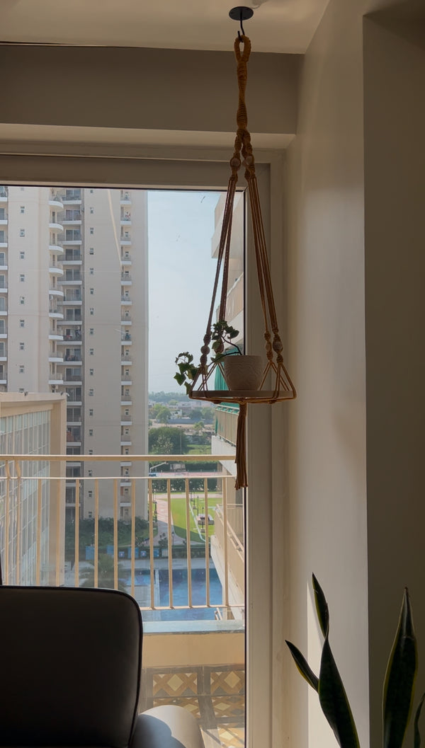 Swing Story – Macrame Hanging Shelf | METAL CEILING HOOK INCLUDED