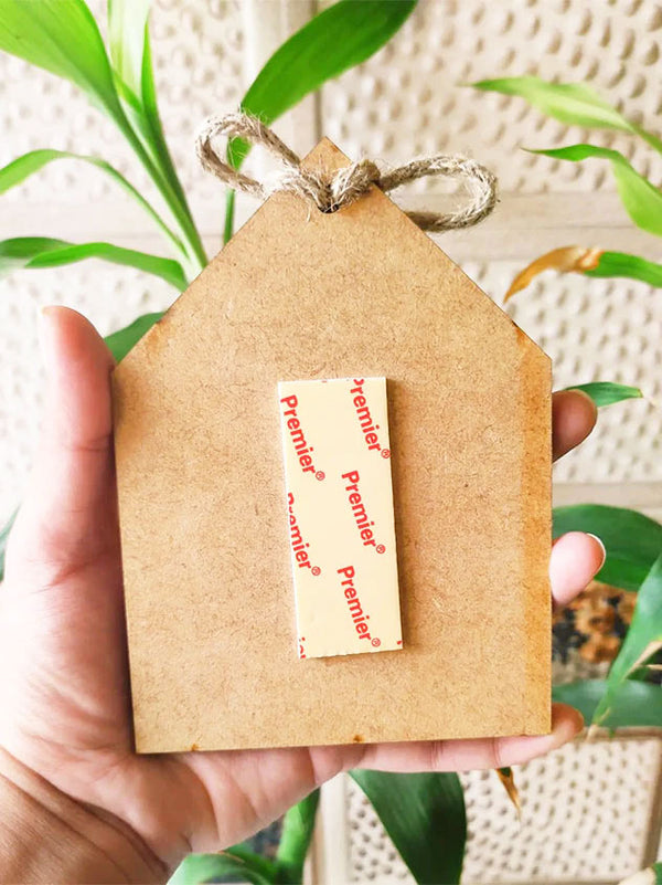 Love grow here  | 5 x 5 inches Bow Huts